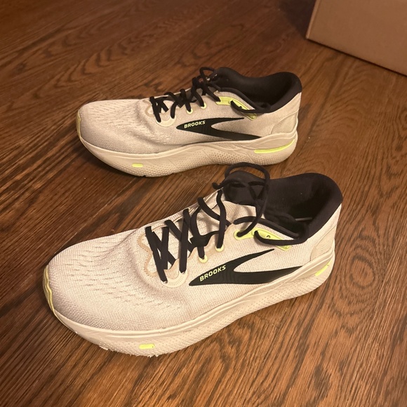 Brooks Ghost Max Sneakers - Picture 4 of 7